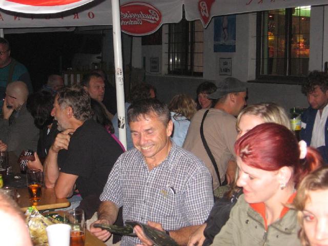 Záchranáři, Vltava 2007 > obr (132)